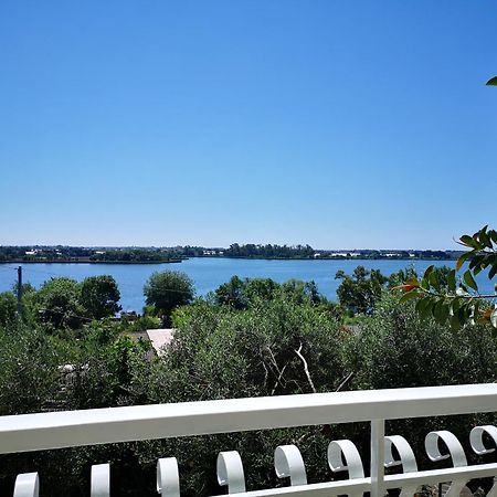 Sul Lago Dorato テッラチーナ 部屋 写真