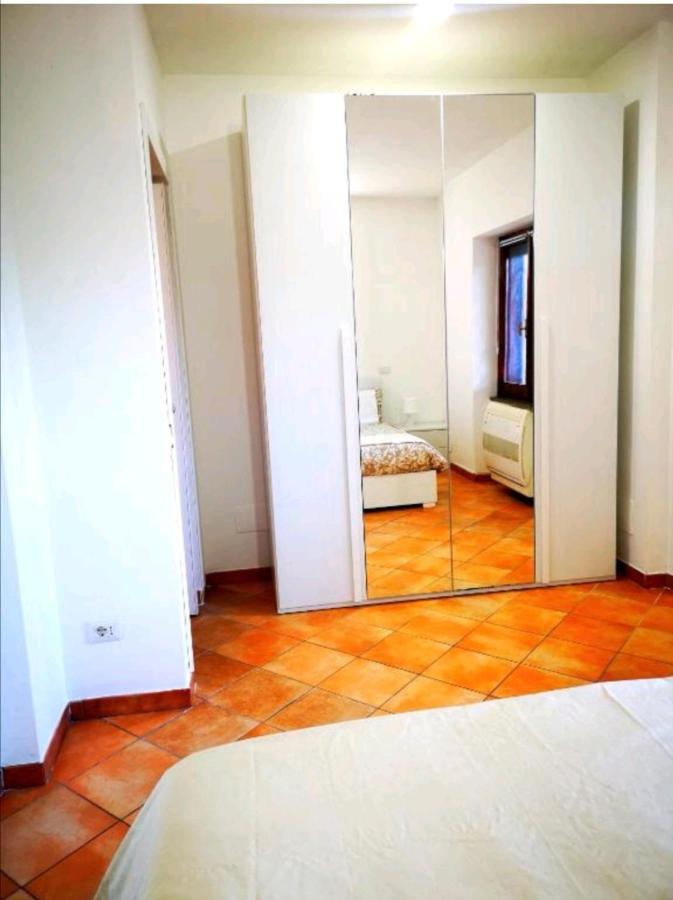 Sul Lago Dorato テッラチーナ エクステリア 写真